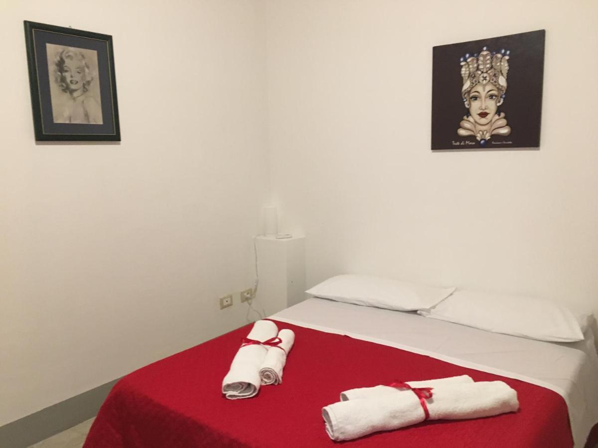 Le Stanze Di Regina Margherita Hotel Palermo Luaran gambar